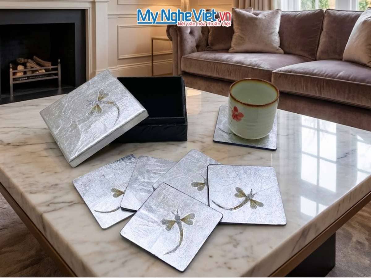 Đế Lót Ly Vuông Cẩn Chuồn Chuồn Nền Bạc MNV-DLL10-5