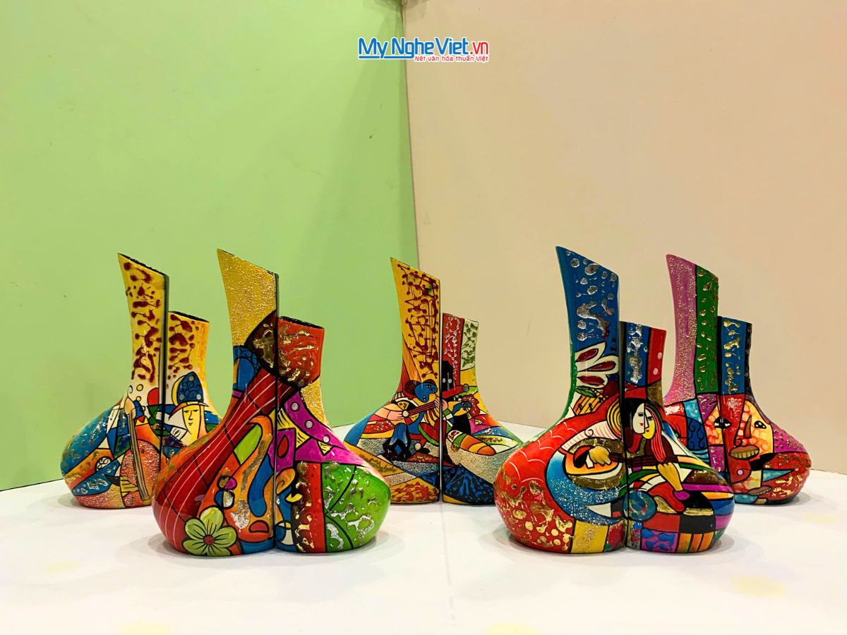 Lọ hoa sơn mài phu thê đủ mẫu trung Picasso LHSM78-2.2