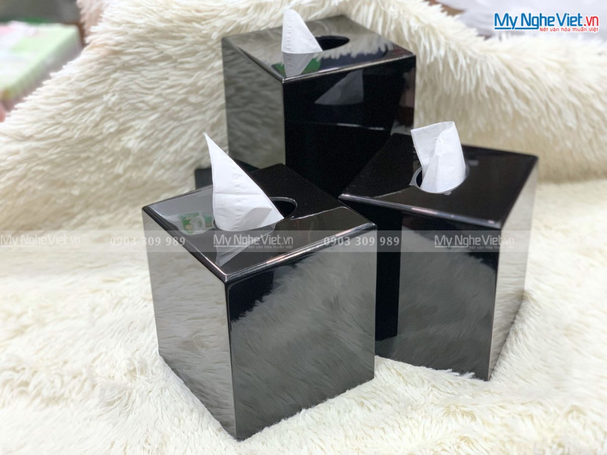 Hộp khăn giấy vuông đen bóng 14.5x12.5x14.5 cm MNV-HKGTN01.1