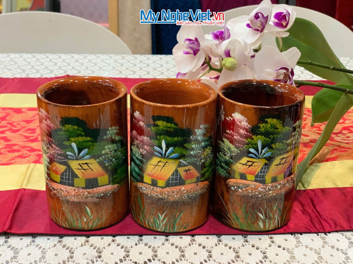 Hũ cắm bút gỗ sơn mài đồng quê D7*H11 CBSM001H