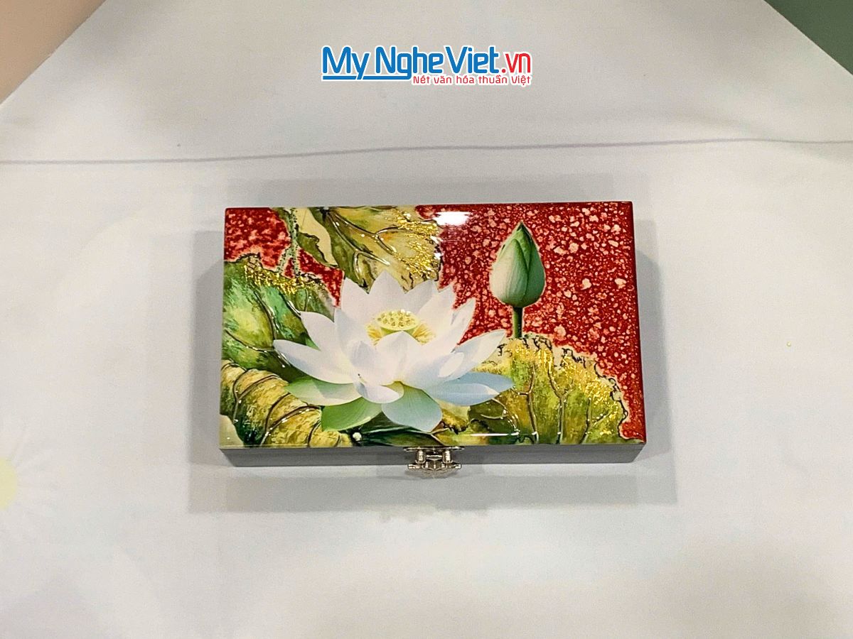 Hộp đựng trang sức SM sen trắng nền đỏ HTSHD04