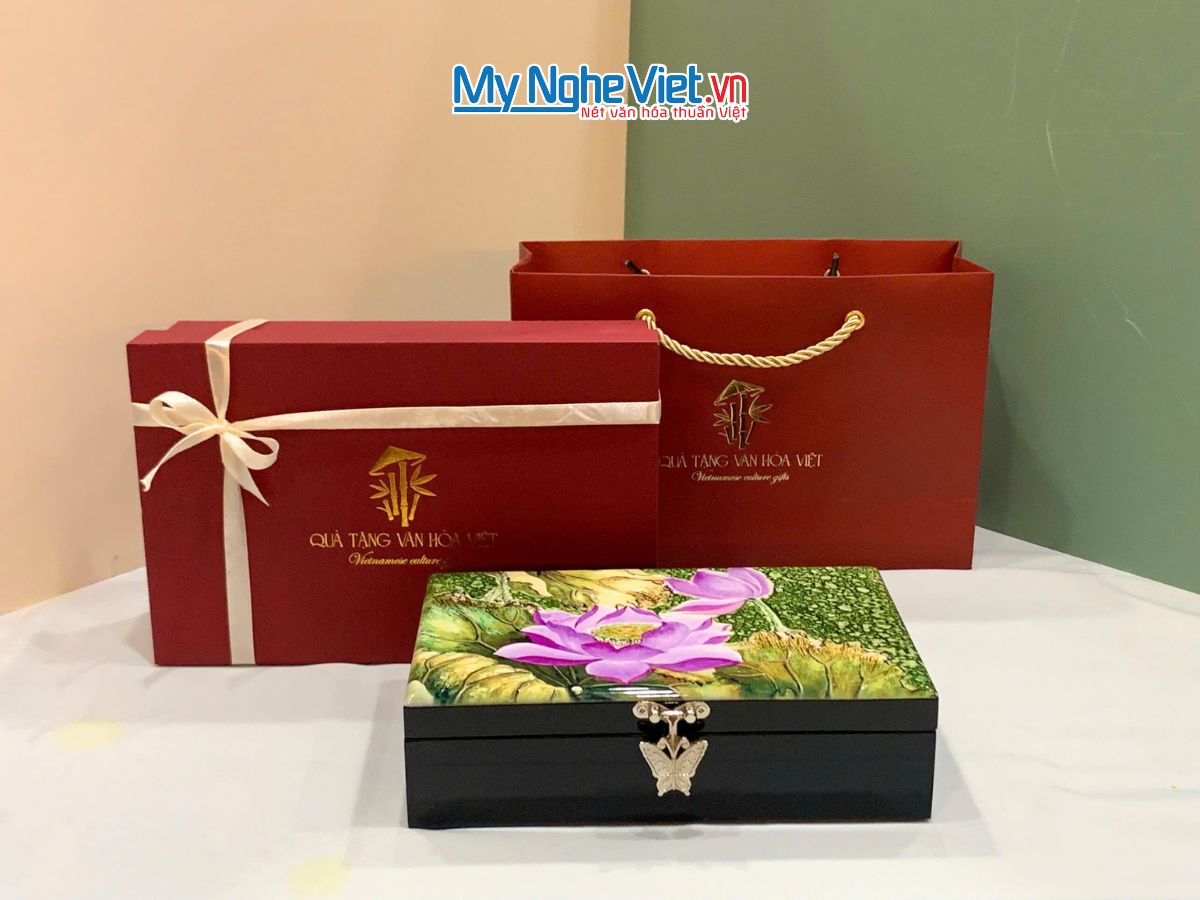 Combo Hộp đựng trang sức SM sen hồng tím nền xanh + hộp ép kim CBHTSHD04-3