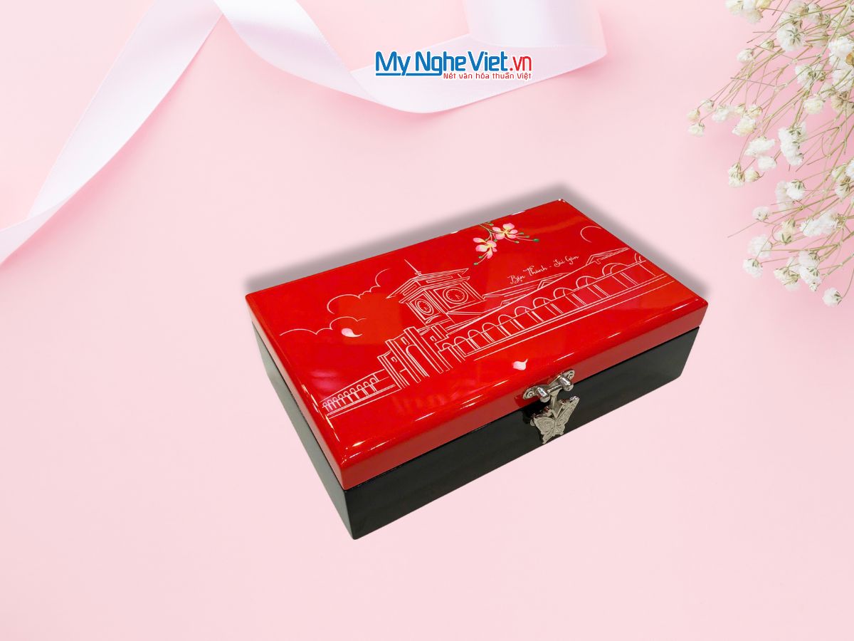 Hộp trang sức cao cấp vẽ Chợ Bến Thành nền đỏ 12x20 MNV-SMHD1220-2