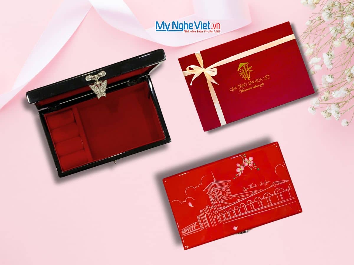 Hộp trang sức cao cấp vẽ Chợ Bến Thành nền đỏ 12x20 MNV-SMHD1220-2