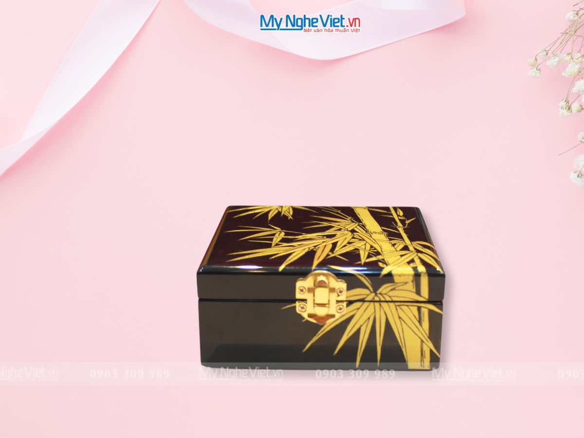 Hộp sơn mài tre trúc nền đen 13x13x5.5 HSMHD13-3