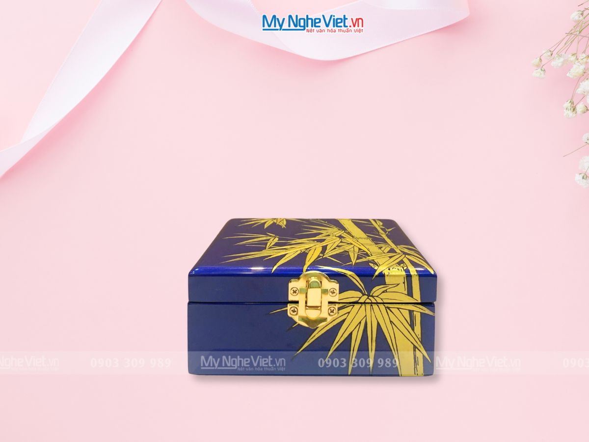 Hộp sơn mài tre trúc nền xanh 13x13x5.5 HSMHD13-1