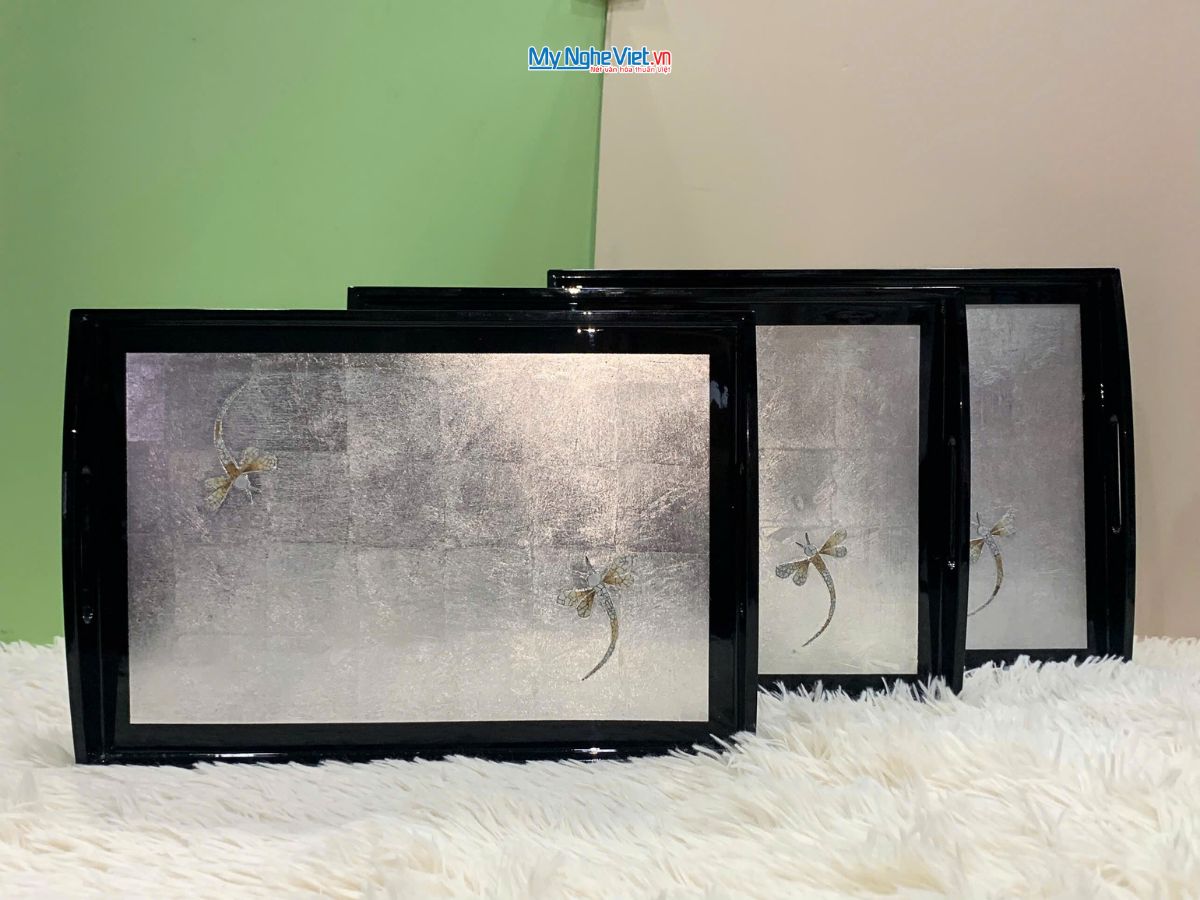 Khay sơn mài cao cấp đắp bạc cẩn chuồn 39x28cmx3.5cm KSM326-1