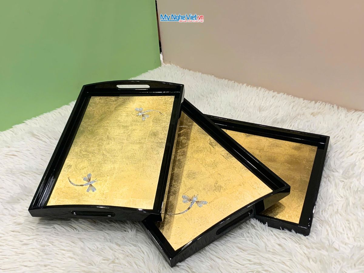 Khay sơn mài cao cấp đắp vàng cẩn chuồn 39x28cmx3.5cm KSM326