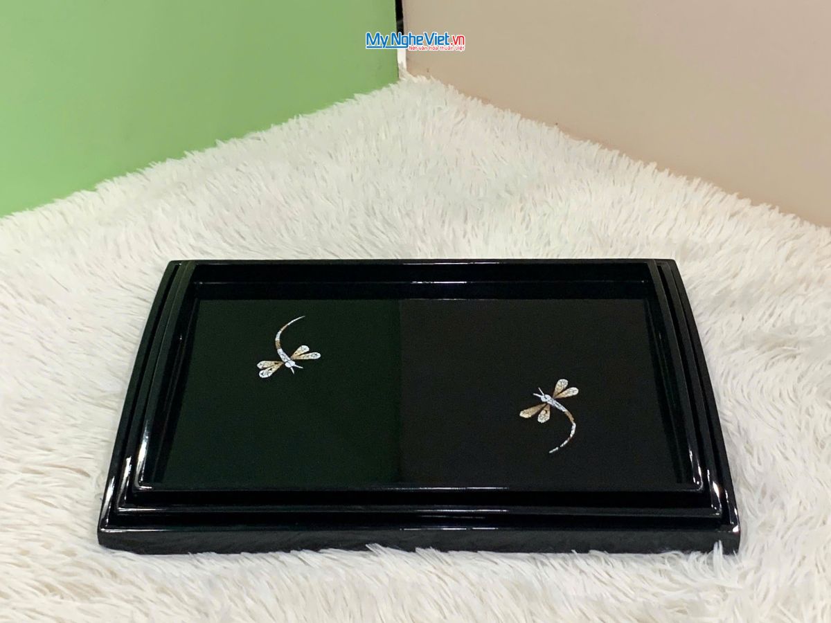 Khay sơn mài cẩn chuồn đen 35x24cmx3.5cm KSM327