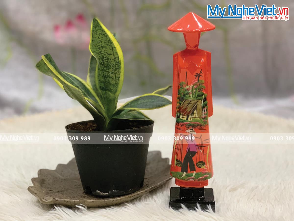 Tượng Cô Gái Áo Dài Việt Nam Sơn Mài Đồng Quê Cao 25cm MNV-T03-1