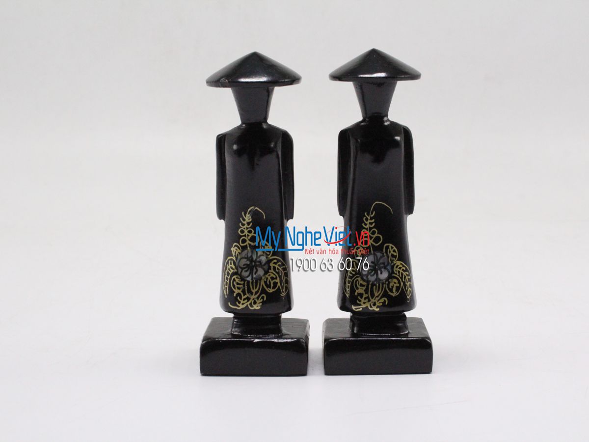 Tượng sơn mài cô gái Sài Gòn gỗ cẩn ốc màu đen nhỏ MNV-SMTR-T001