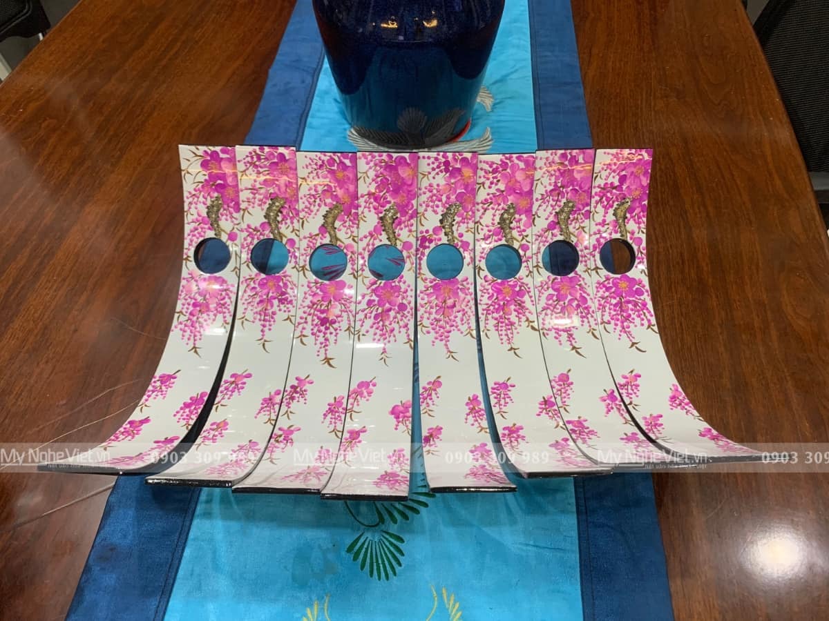 Cọng Rượu Vẽ Đào Hồng Nền Trắng MNV-CRSM02/4