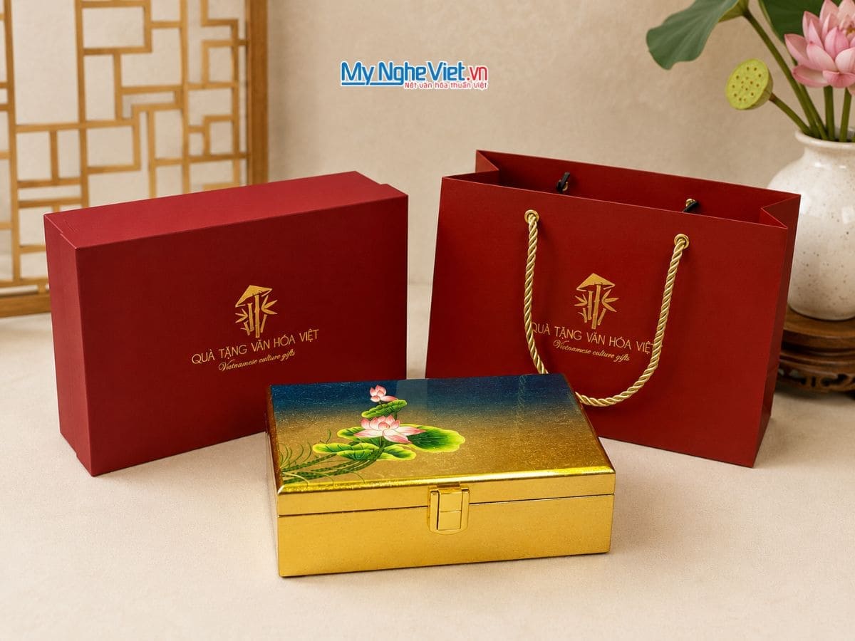 Hộp sơn mài hoa sen đàp nổi Vàng xanh (12x20cm ) HSMDH1220-2