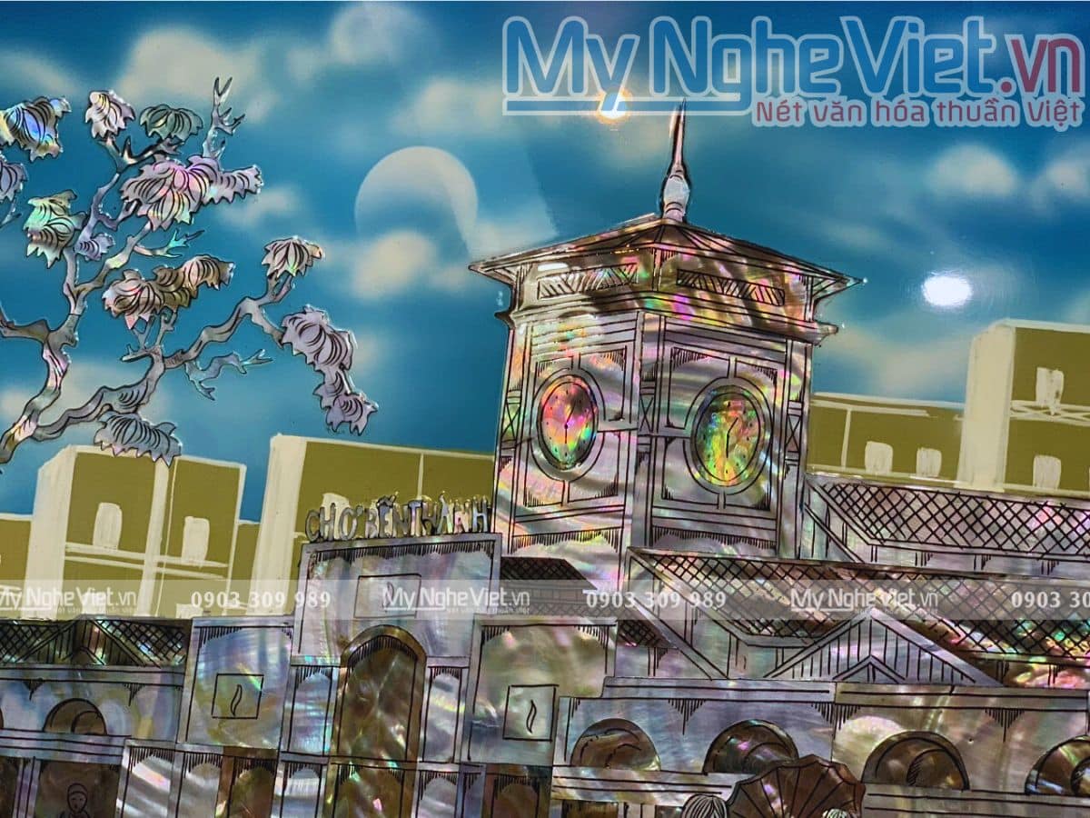 Tranh sơn mài Chợ Bến Thành cẩn ốc đẹp TSM462-1